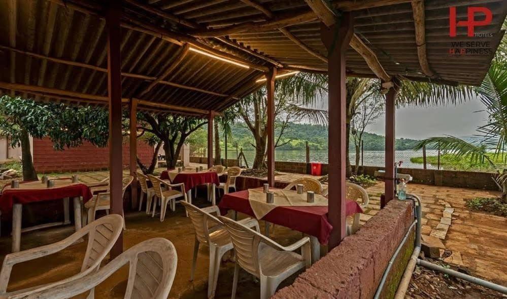Hp Resort Kolhapur Luaran gambar